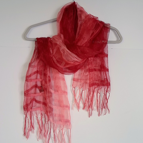 Red 100% silk sheer scarf wrap, lightweight and elegant with fringe ends - Picture 4 of 7